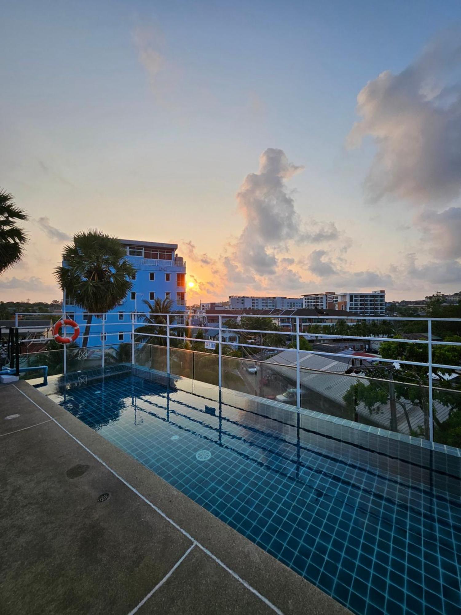 La Xenia Hotel Kata Beach Exterior photo